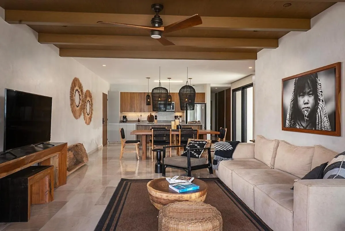 Oceanview 2Br Apartment,Tankah Bay , Gated Tancah Mexico